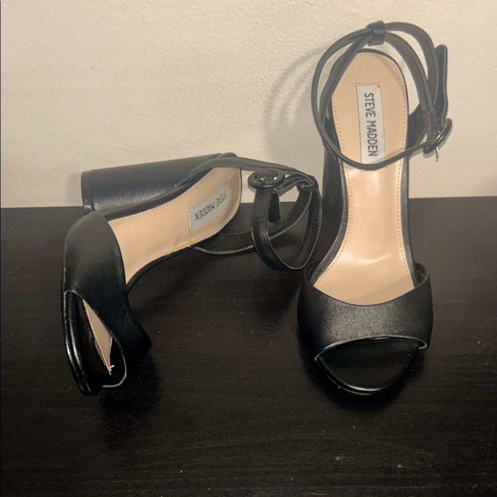 Steve Madden black chunky heels with ankle strap